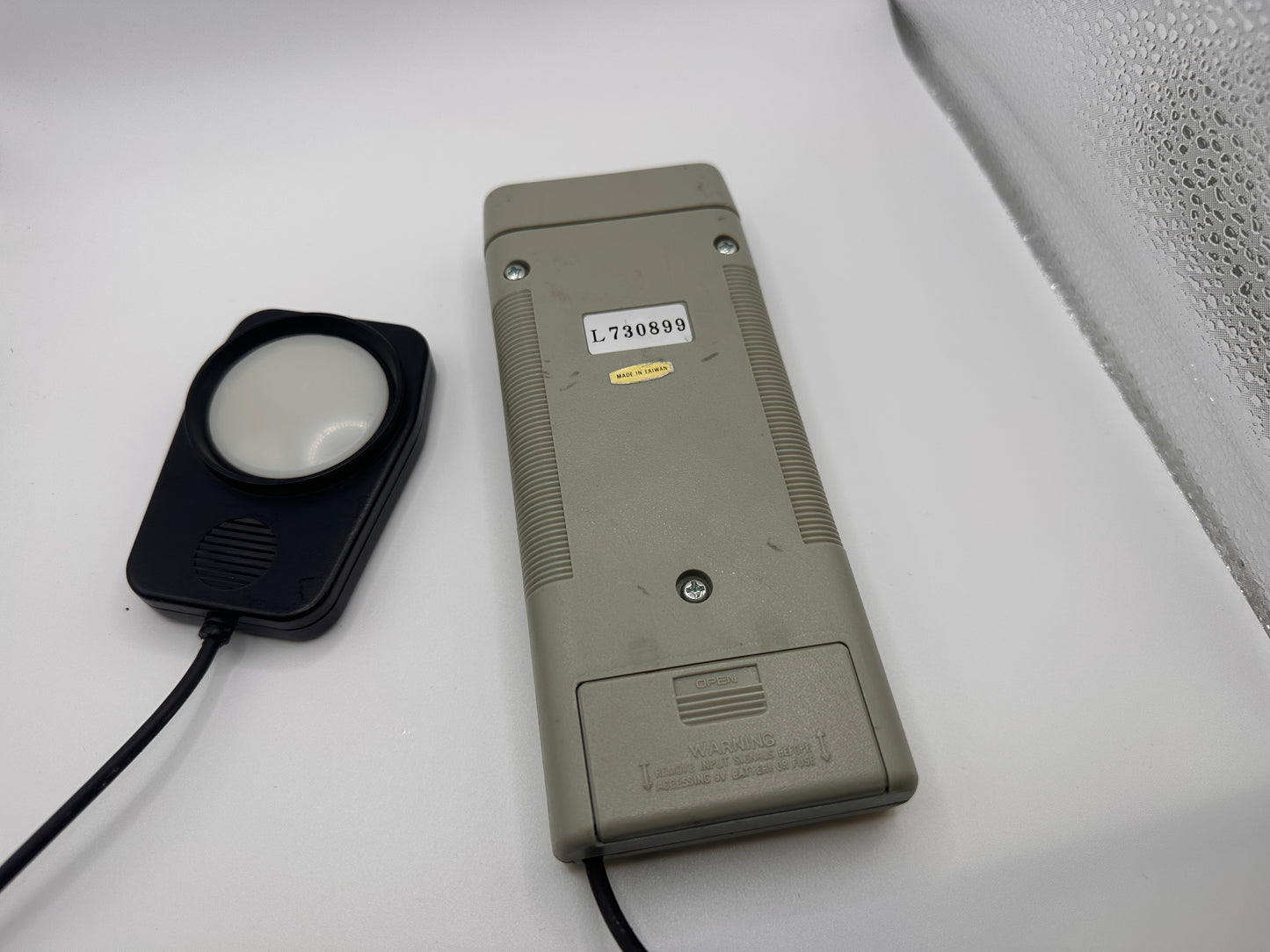 Lutron LX-102 Light Meter