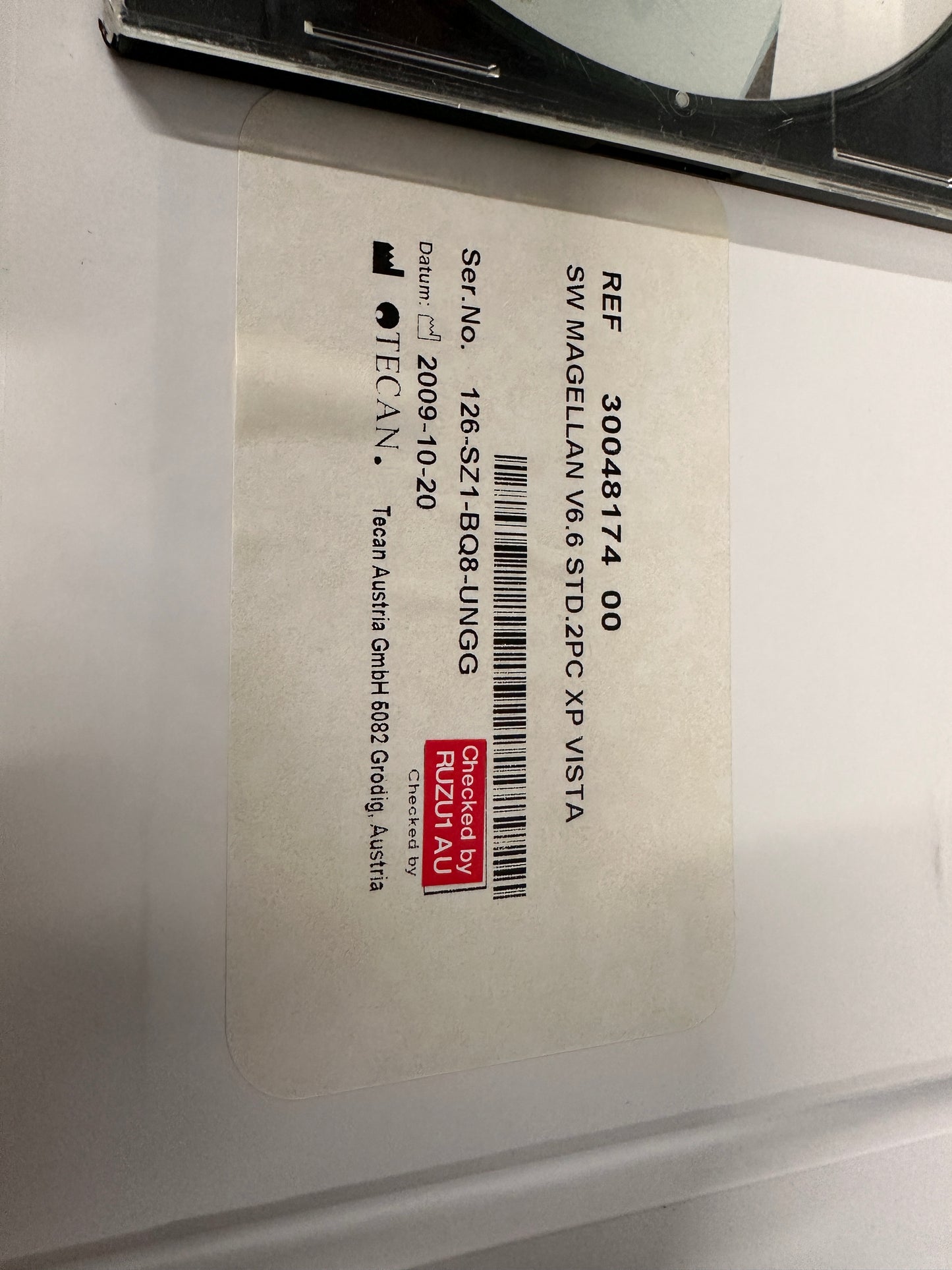 Tecan Infinite M1000 Pro Microplate Reader w/ Software and Manual