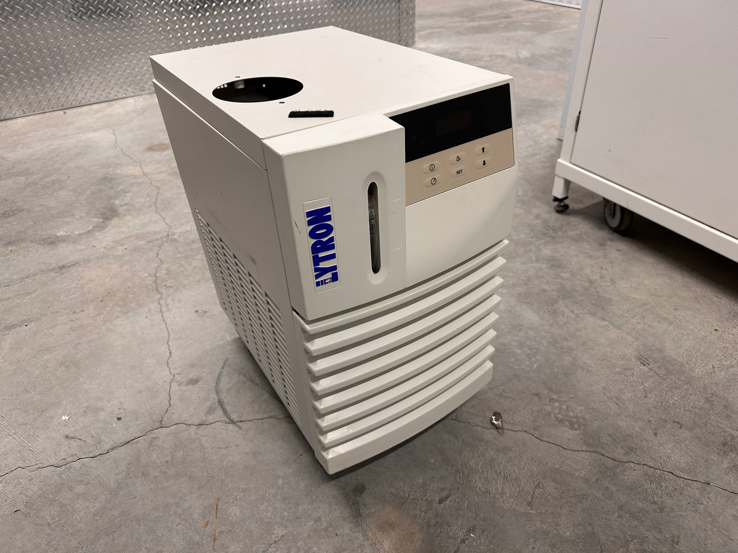 Lytron RC006G03CB2M050 Kodiak Recirculating Chiller 825W, 1.3GPM, 115VAC 9.9A