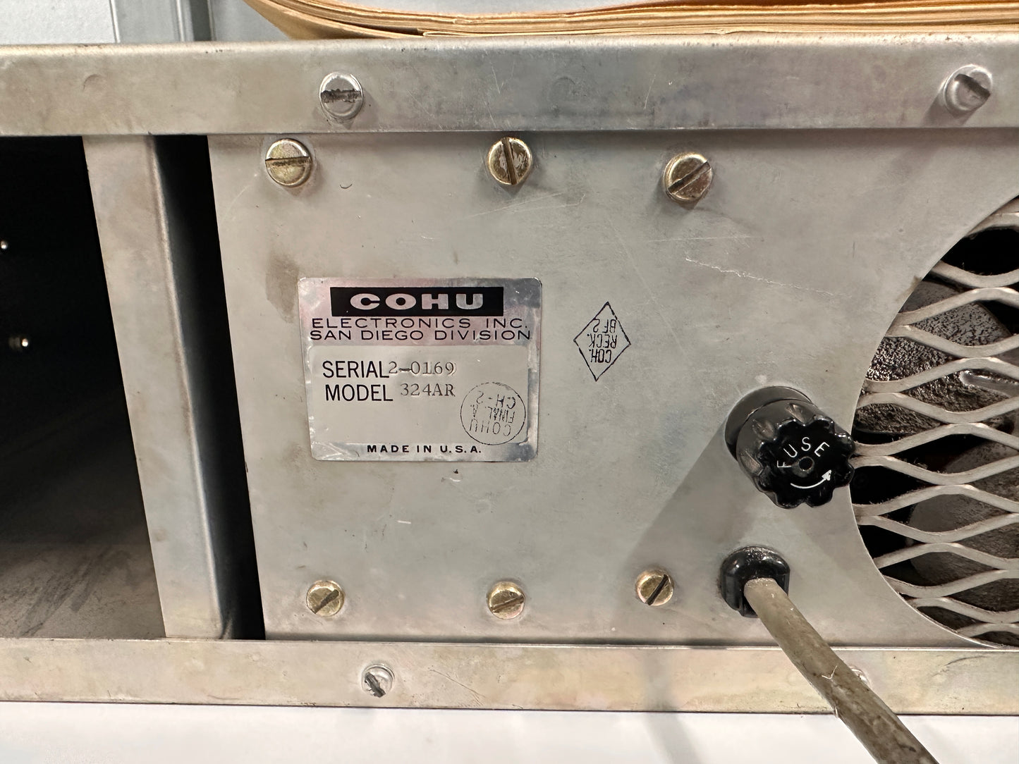 DC VOLTAGE CALIBRATOR MODEL 324A