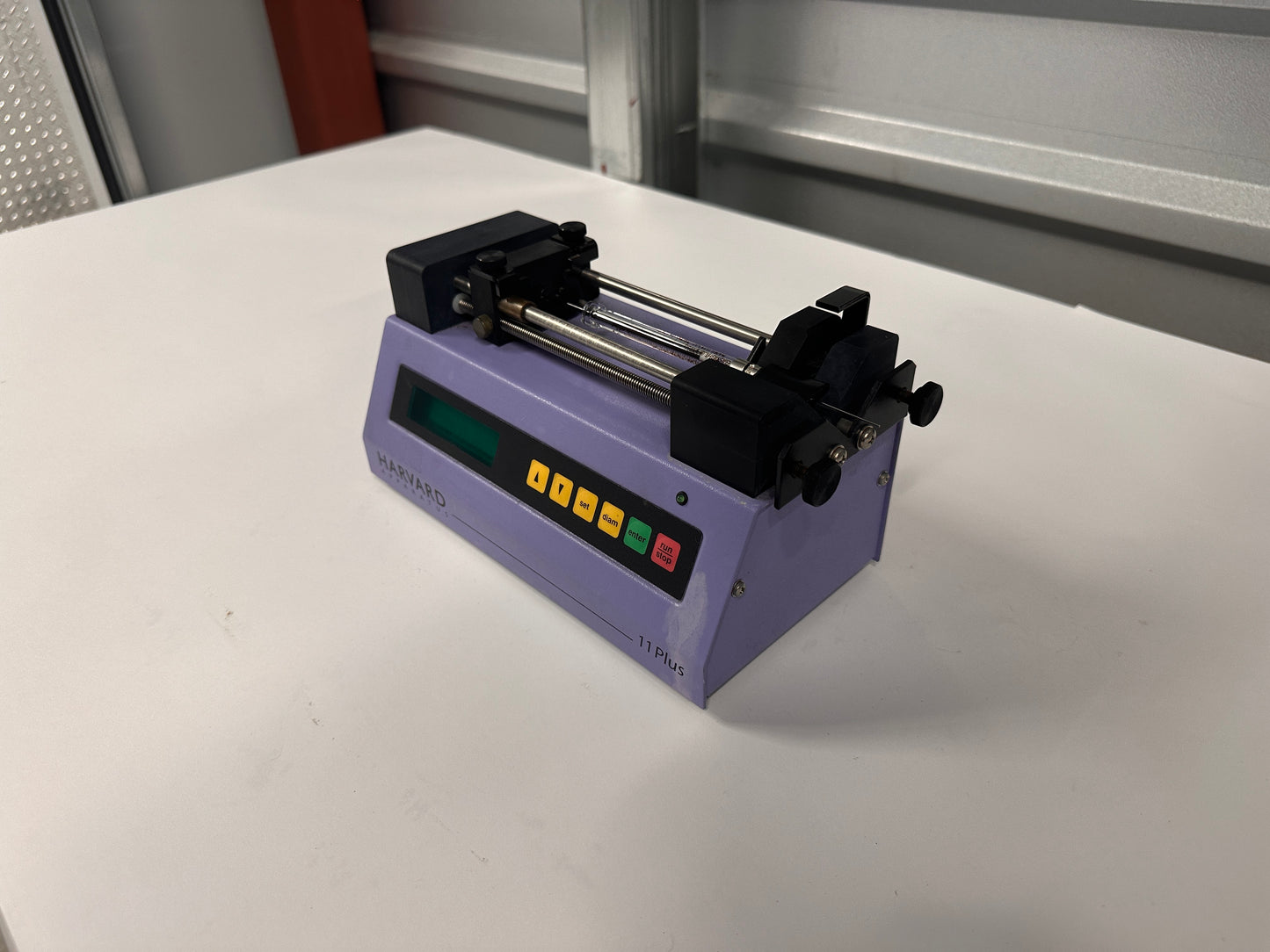 Harvard Apparatus 11 Plus Syringe Pump 70-2211