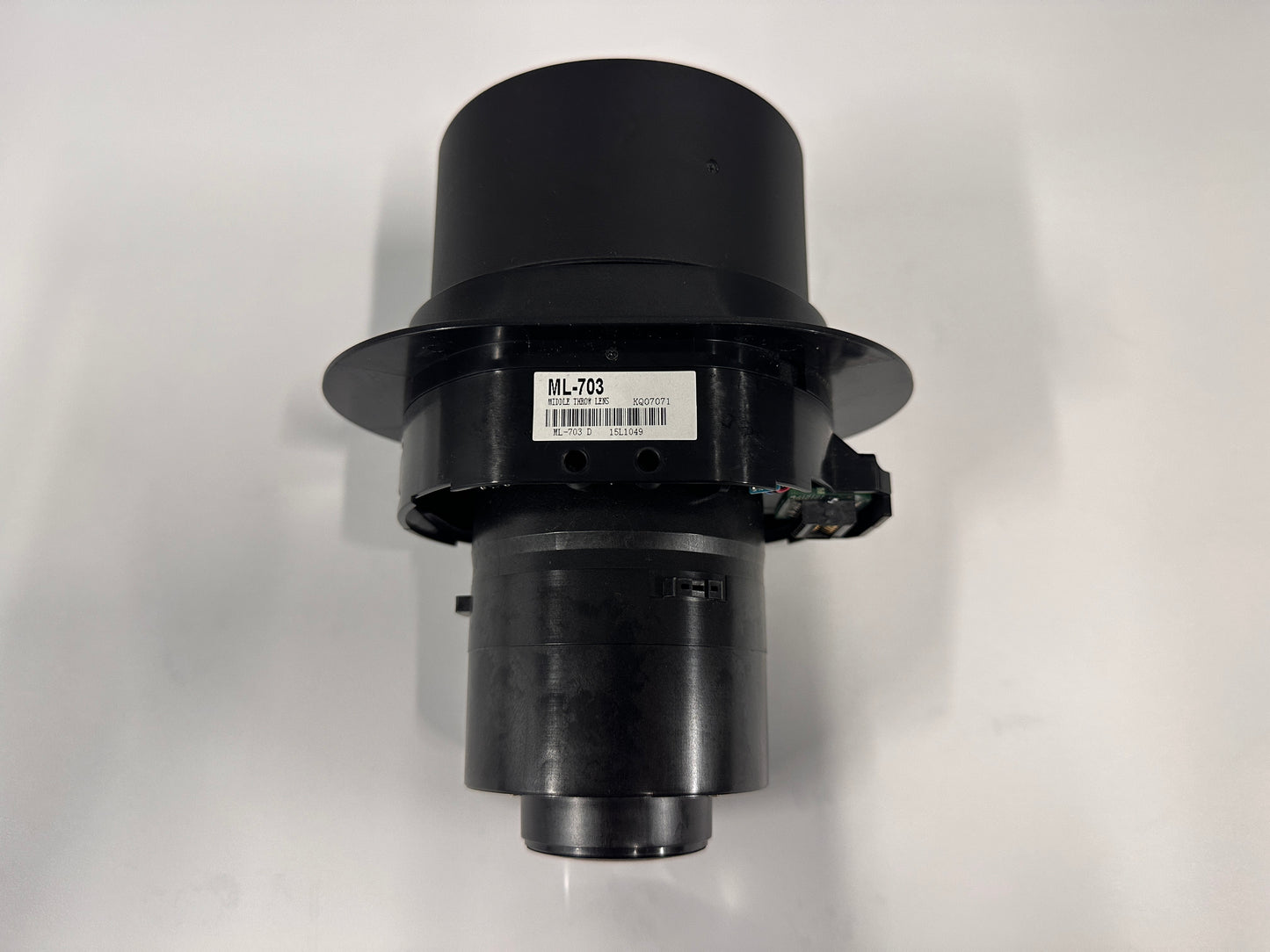 Hitachi ML-703 D Projector Lens Replacement Motorized Middle Throw Zoom