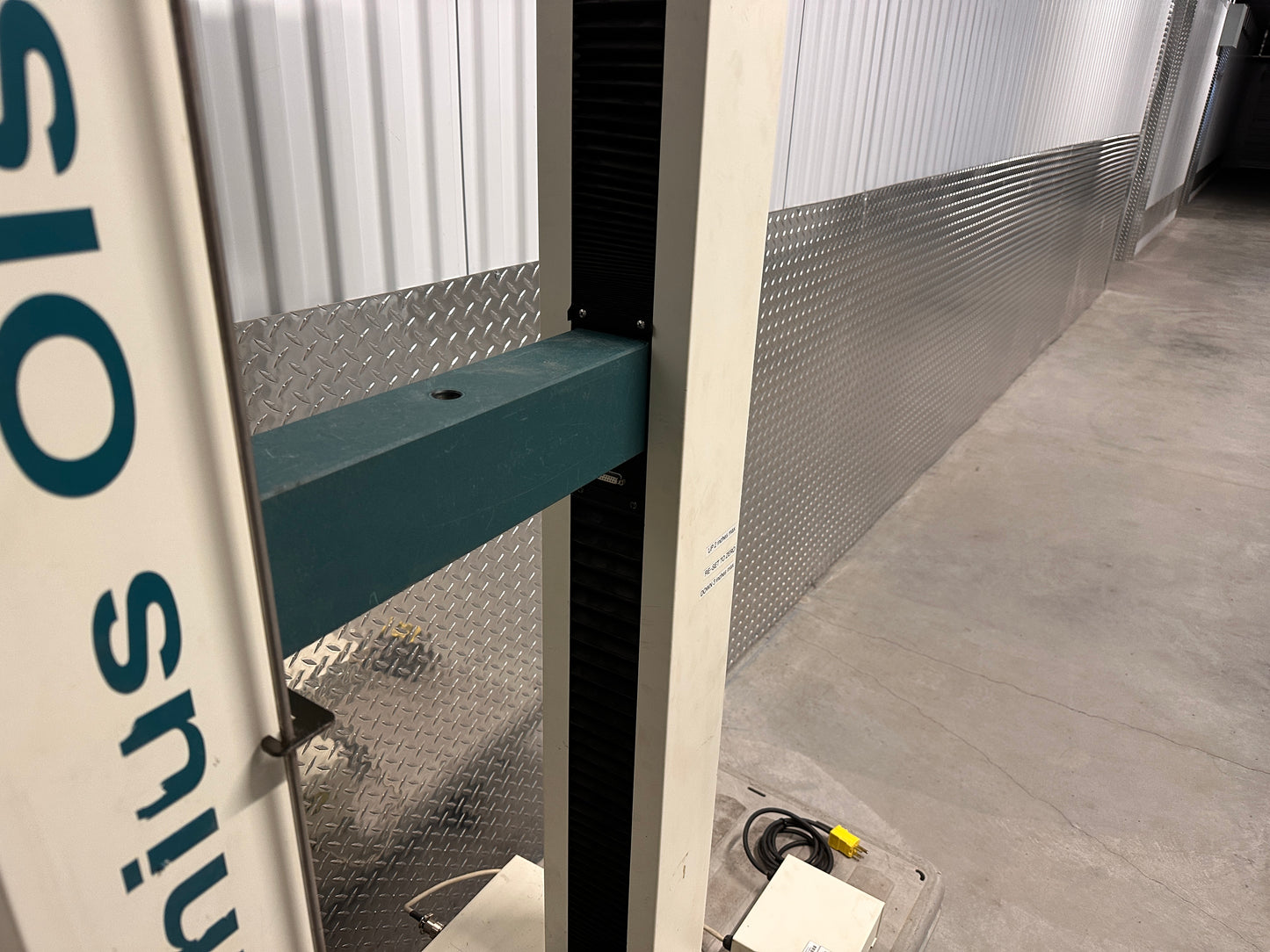 Tinius Olsen H50KT Tensile Tester
