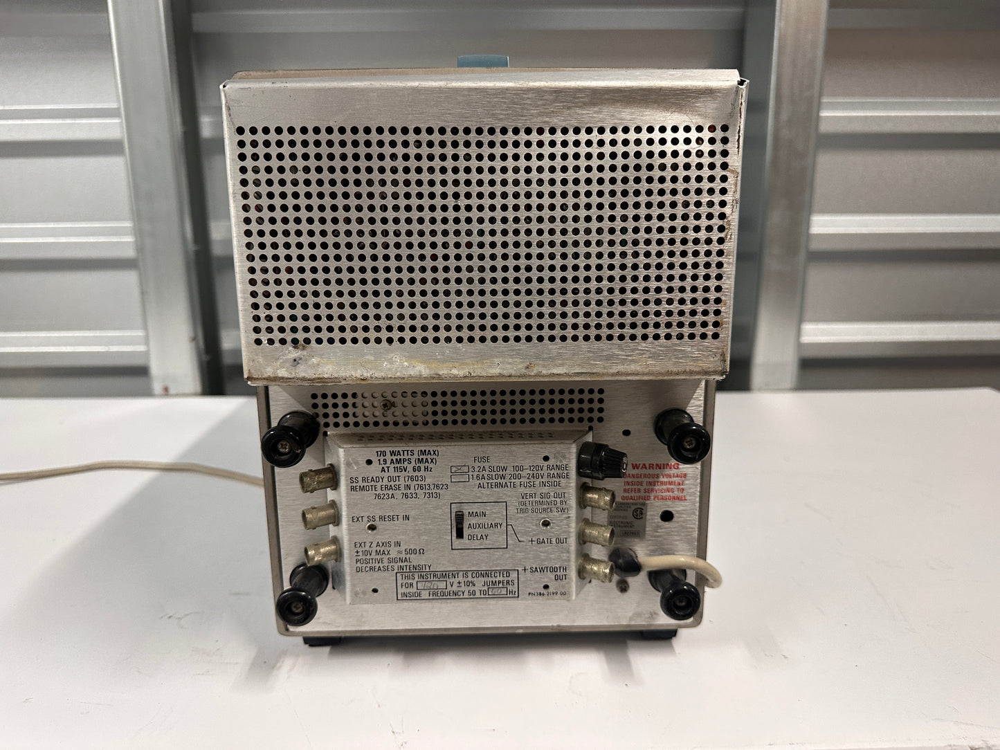 Tektronix 7613 Analog Oscilloscope Mainframe 100mhz 7B53A, 7A26 modules