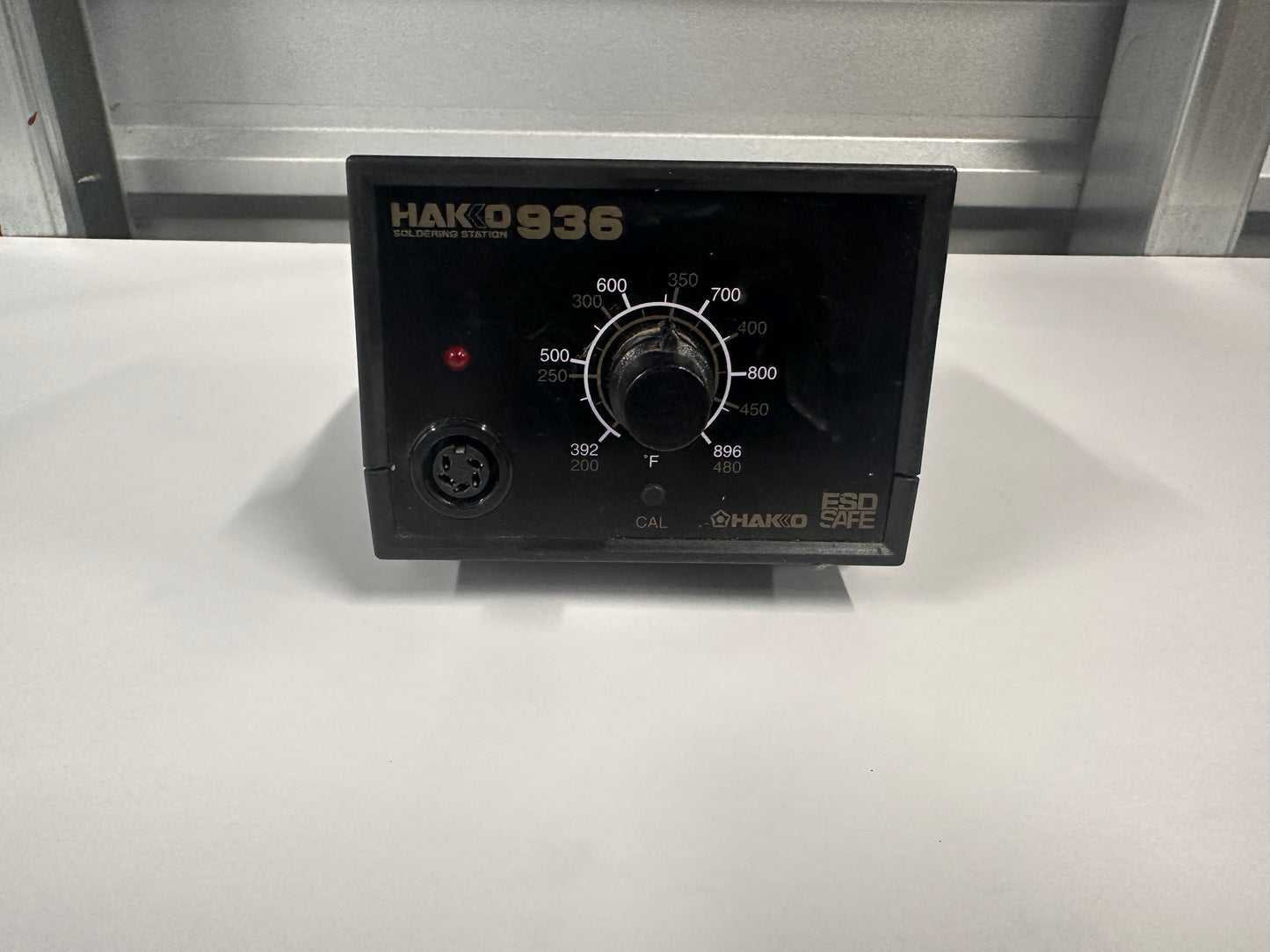 HAKKO 936-12 SOLDERING STATION ESD SAFE
